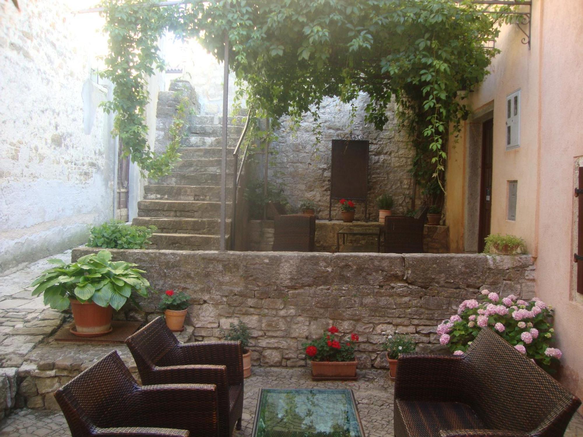 Bed & Breakfast Antico Motovun Eksteriør billede